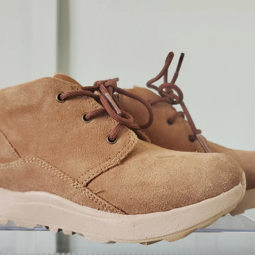 UGG stylish ankle